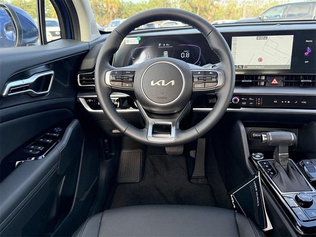 Photo of 2025 Sapphire Blue Kia Sportage