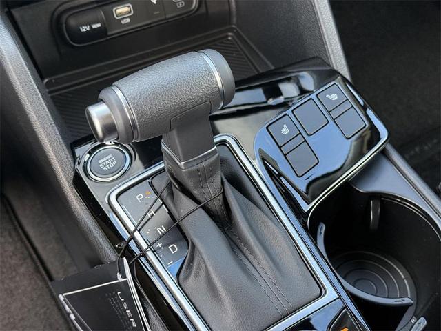Photo of 2025 Sapphire Blue Kia Sportage