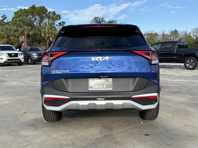 Photo of 2025 Sapphire Blue Kia Sportage