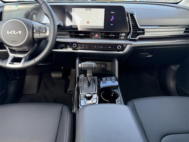 Photo of 2025 Sapphire Blue Kia Sportage