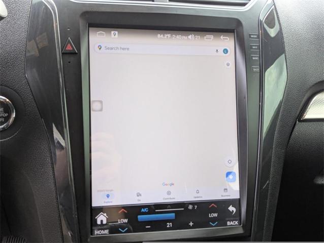 Photo of 2018 Oxford White Ford Explorer