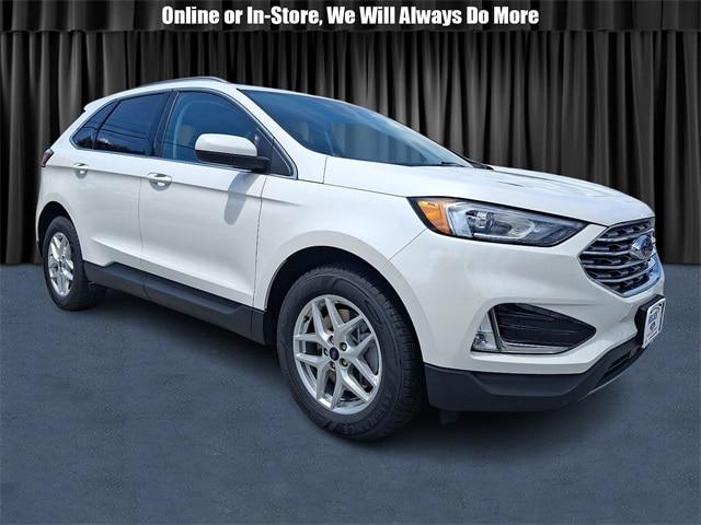 Photo of 2022 STAR WHITE Ford Edge