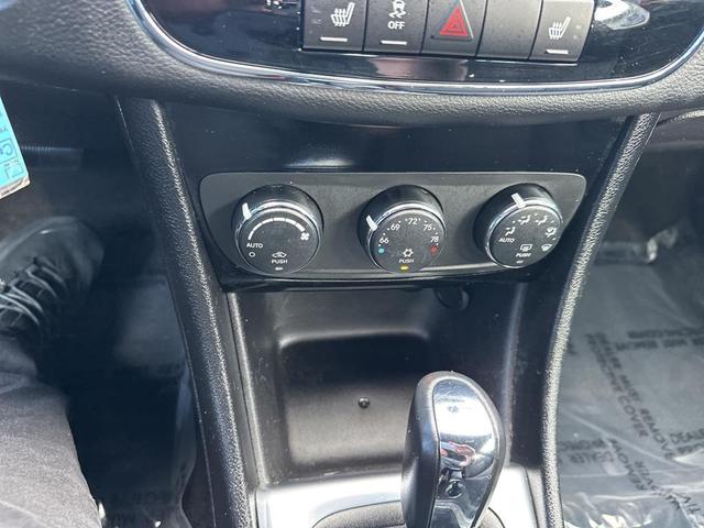 Photo of 2012 Deep Cherry Red Crystal Pearlcoat Chrysler 200