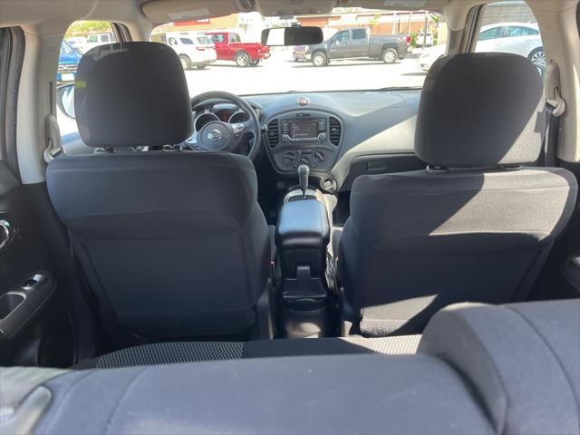 Photo of 2016 Brilliant Silver Nissan Juke