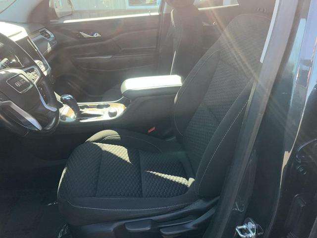 Photo of 2019 Sky GMC Acadia