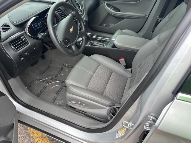 Photo of 2019 Silver Ice Metallic Chevrolet Impala