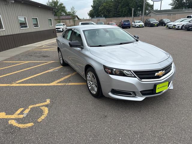 Photo of 2019 Silver Ice Metallic Chevrolet Impala
