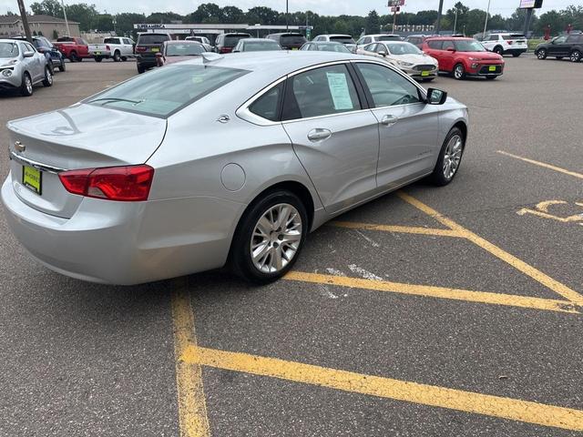 Photo of 2019 Silver Ice Metallic Chevrolet Impala