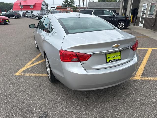 Photo of 2019 Silver Ice Metallic Chevrolet Impala