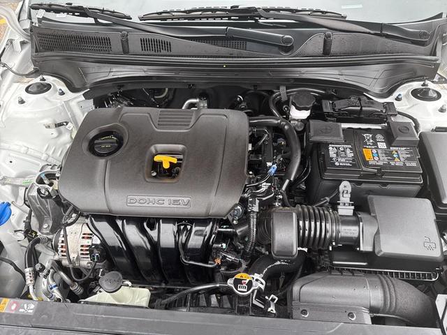 Photo of 2024 Snow White Pearl Kia Forte