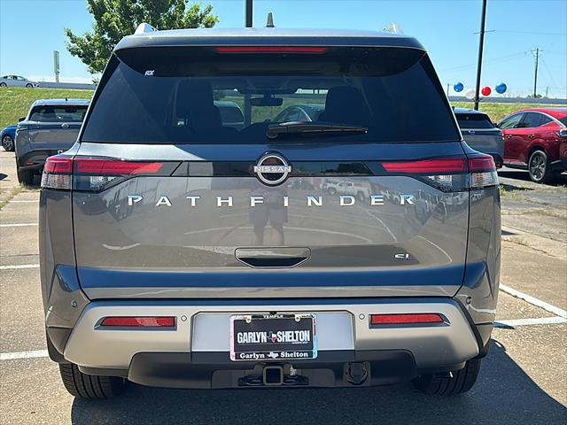 Photo of 2025 Gun Metallic Nissan Pathfinder