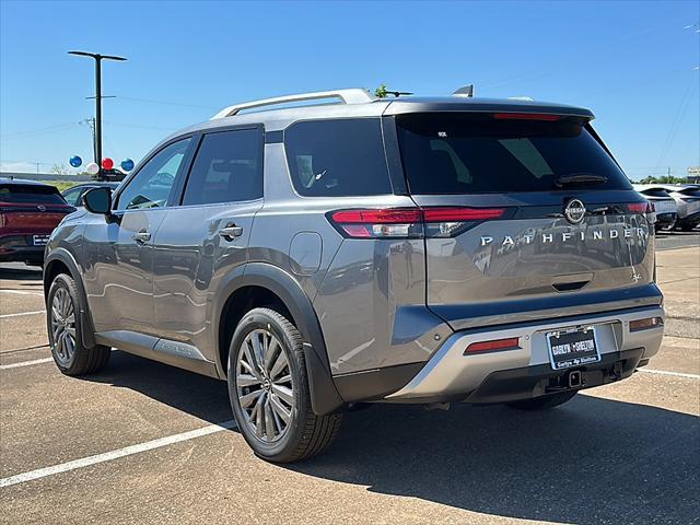 Photo of 2025 Gun Metallic Nissan Pathfinder
