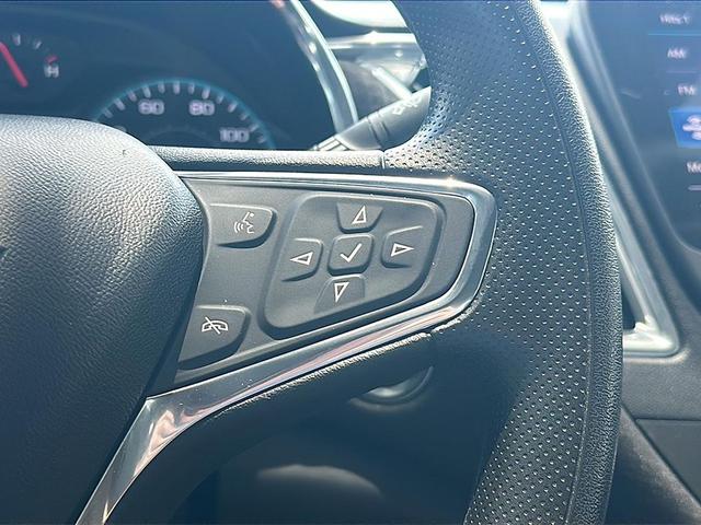 Photo of 2021 Summit White Chevrolet Malibu