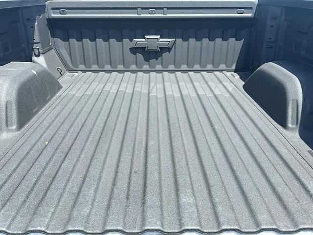 Photo of 2023 Summit White Chevrolet Silverado 1500