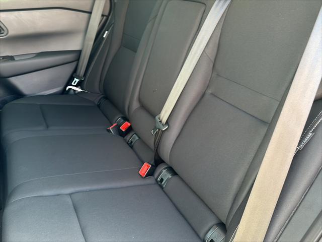 Photo of 2025 Glacier White Nissan Rogue