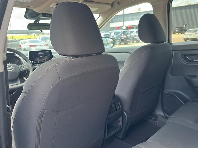 Photo of 2025 Brilliant Silver Metallic Nissan Rogue