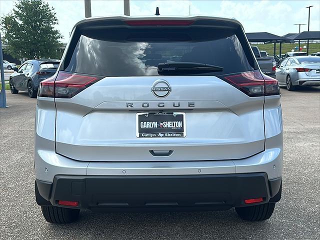 Photo of 2025 Brilliant Silver Metallic Nissan Rogue
