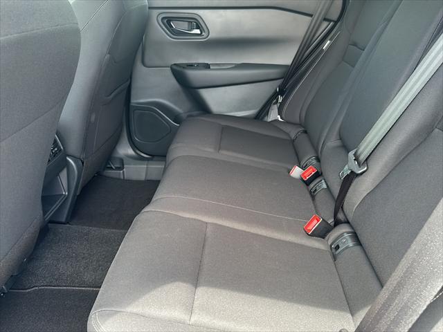 Photo of 2025 Brilliant Silver Metallic Nissan Rogue