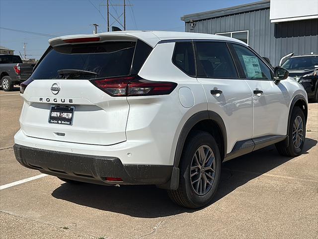 Photo of 2025 Everest White Pearl Nissan Rogue