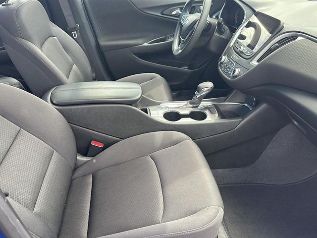 Photo of 2023 Riverside Blue Metallic Chevrolet Malibu