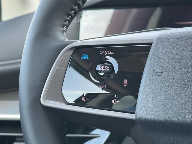 Photo of 2025 Super Black Nissan Murano