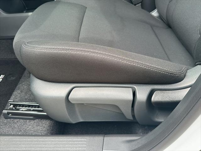 Photo of 2025 Everest White Pearl Nissan Rogue
