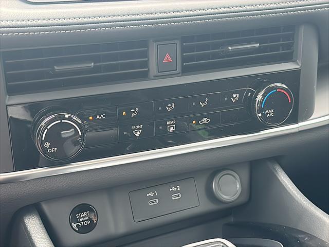 Photo of 2025 Everest White Pearl Nissan Rogue