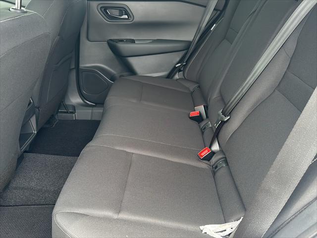 Photo of 2025 Everest White Pearl Nissan Rogue