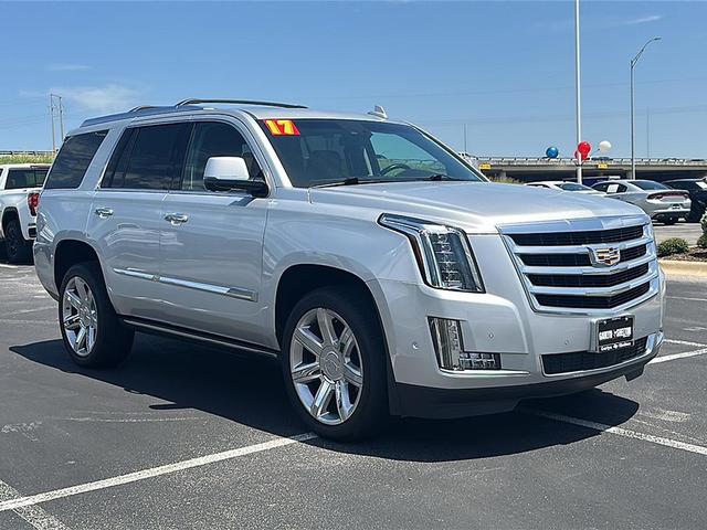 Photo of 2017 Radiant Silver Metallic Cadillac Escalade