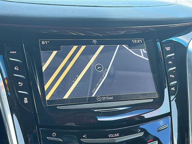 Photo of 2017 Radiant Silver Metallic Cadillac Escalade