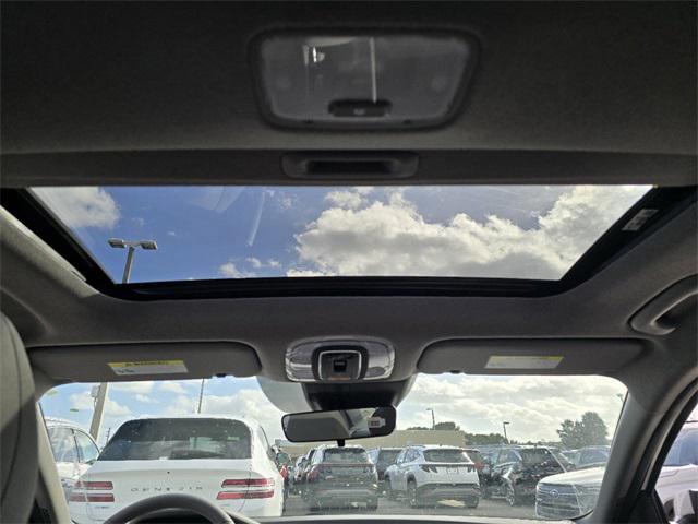 Photo of 2025 Fluid Metal Hyundai ELANTRA