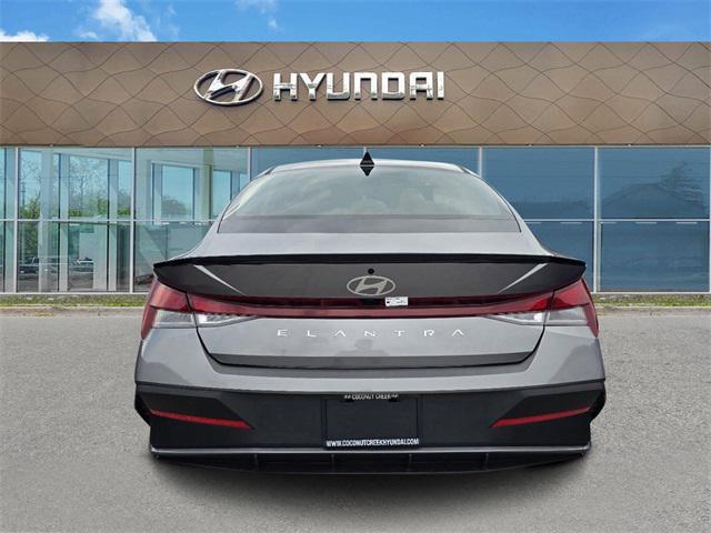 Photo of 2025 Fluid Metal Hyundai ELANTRA