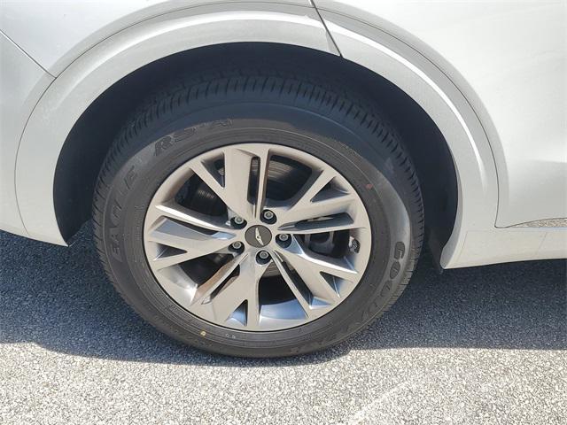 Photo of 2022 Uyuni White Genesis GV70
