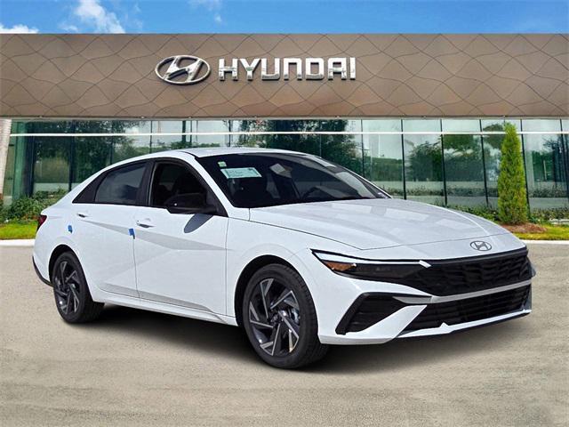 Photo of 2025 Serenity White Hyundai ELANTRA