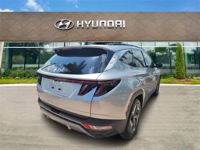 Photo of 2023 Shimmering Silver Hyundai TUCSON