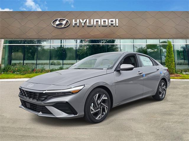 Photo of 2025 Fluid Metal Hyundai ELANTRA