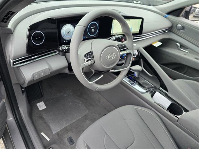 Photo of 2025 Fluid Metal Hyundai ELANTRA