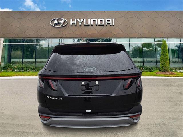 Photo of 2025 Phantom Black Hyundai TUCSON