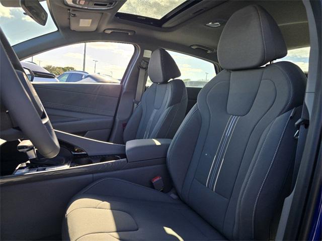 Photo of 2025 Intense Blue Hyundai ELANTRA