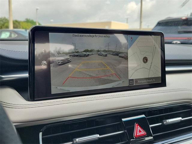 Photo of 2025 Uyuni White Genesis G70
