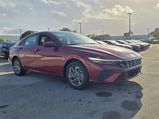 Photo of 2025 Ultimate Red Hyundai ELANTRA HEV