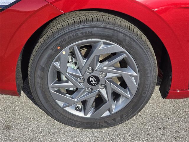 Photo of 2025 Ultimate Red Hyundai ELANTRA HEV
