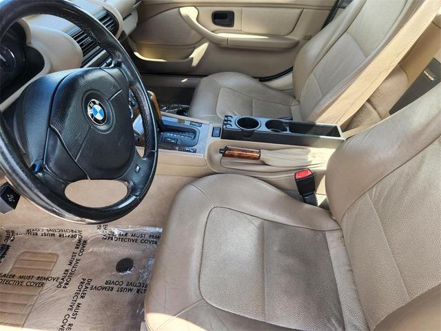 Photo of 2000 Jet Black BMW Z3