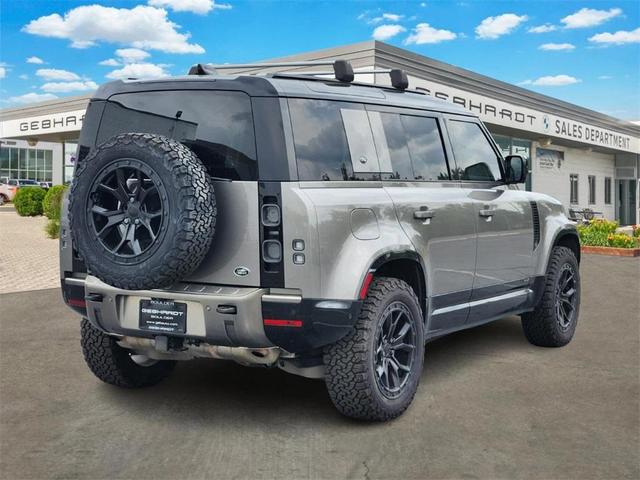 Photo of 2022 Silicon Silver Land Rover Defender