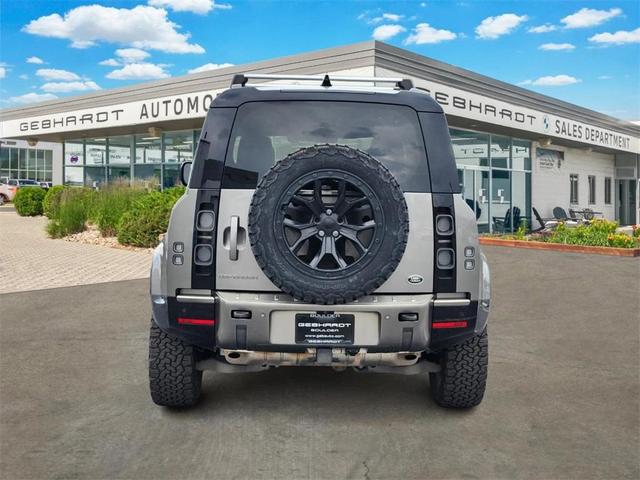 Photo of 2022 Silicon Silver Land Rover Defender