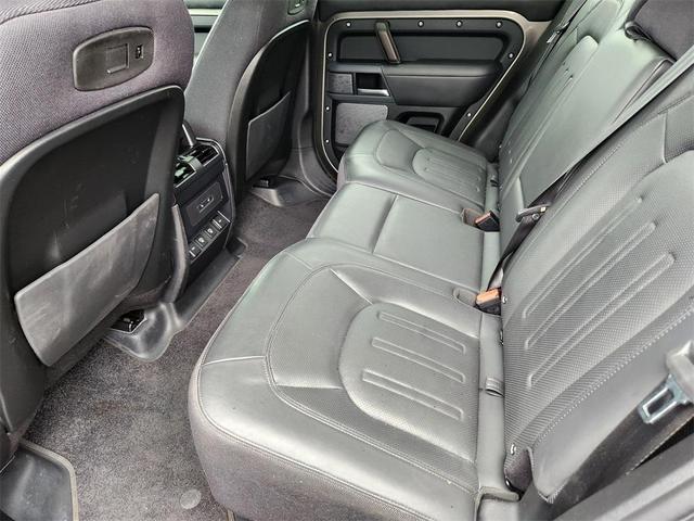 Photo of 2022 Silicon Silver Land Rover Defender