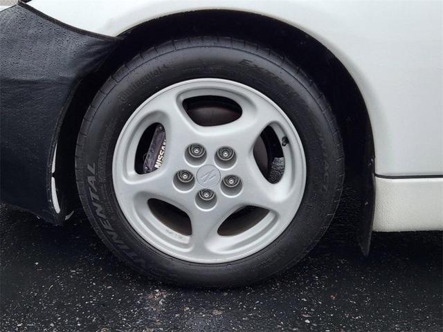 Photo of 1990 White Nissan 300ZX