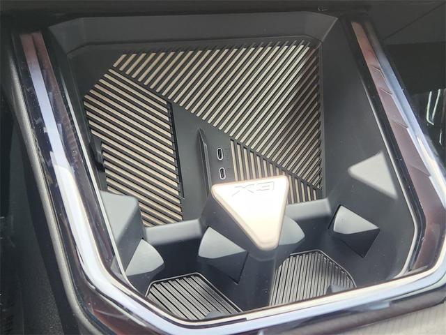 Photo of 2025 Black Sapphire Metallic BMW X3