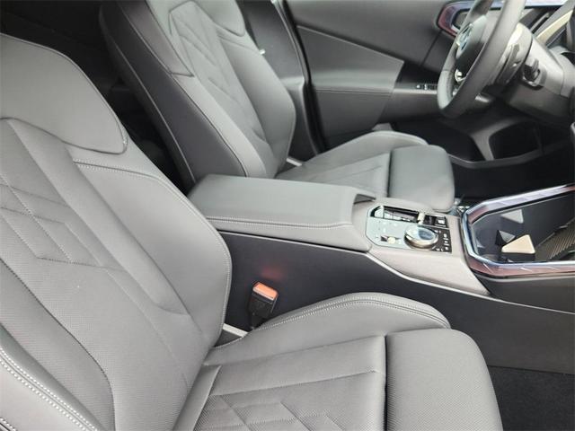 Photo of 2025 Black Sapphire Metallic BMW X3