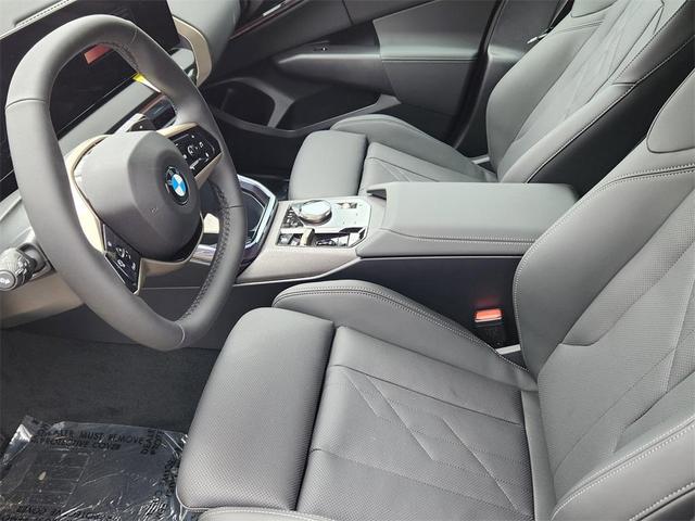 Photo of 2025 Black Sapphire Metallic BMW X3